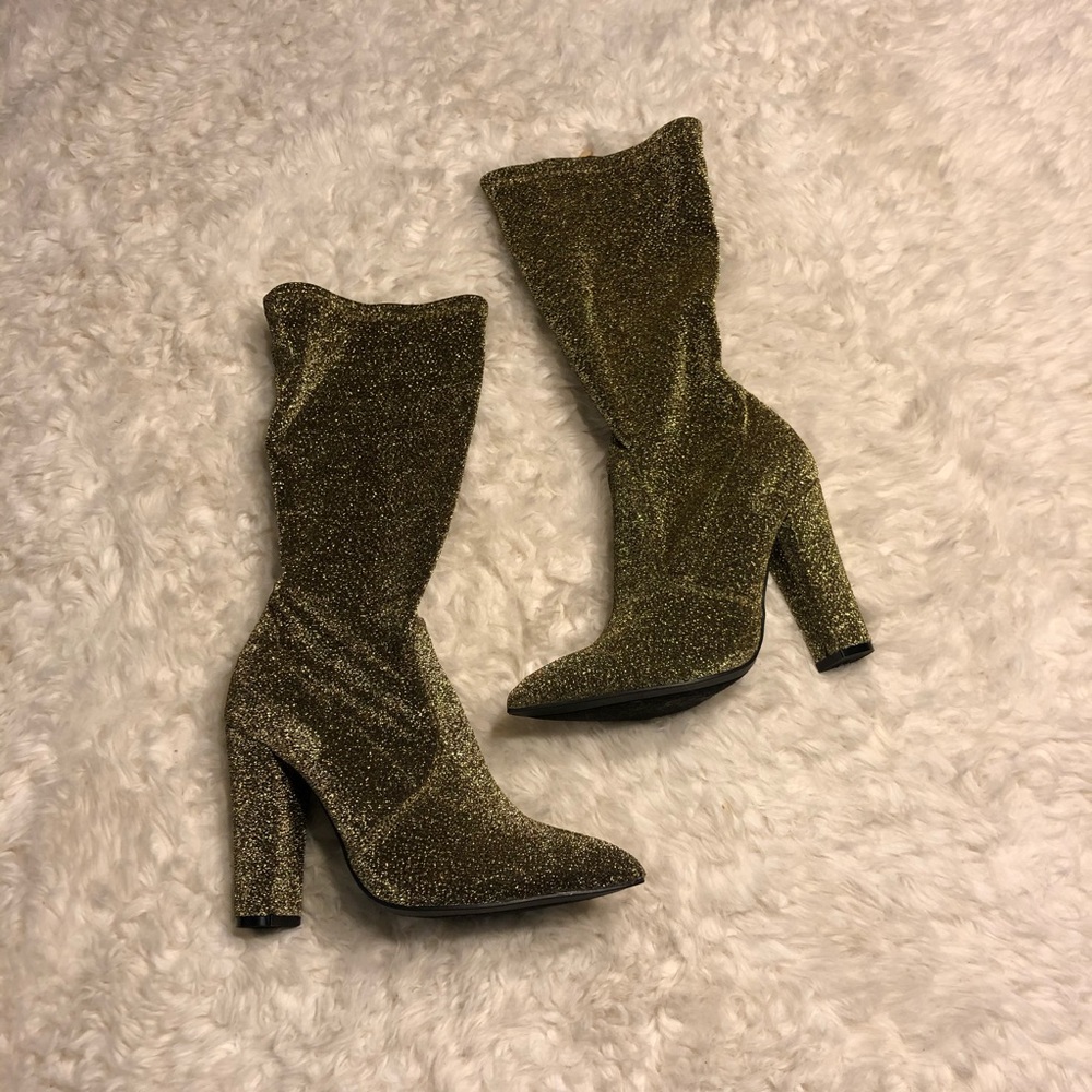NWOT Bamboo Gold Sparkle Mid Calf Heeled Boots